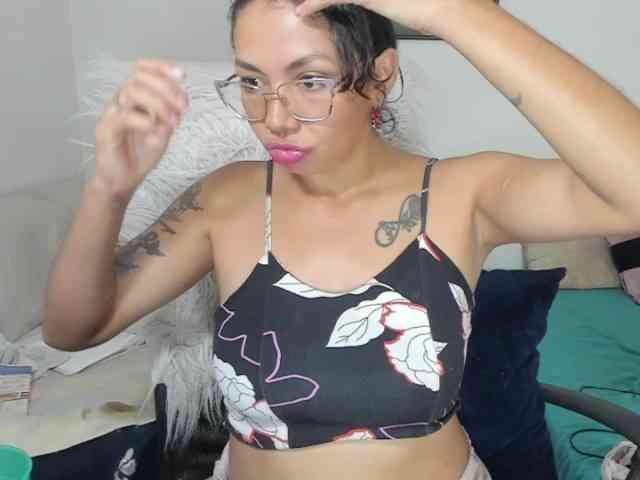 sweet-roses webcam