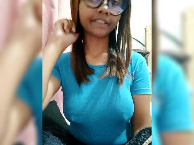 Faourymym live cam on BongaCams