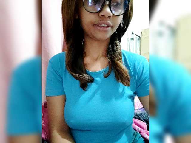 Faourymym live webcam show