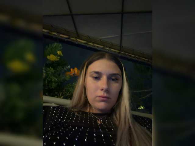 Viola18a live cam on BongaCams