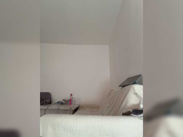 Viola18a live cam on BongaCams
