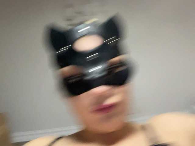 Viola18a's BongaCams show and profile