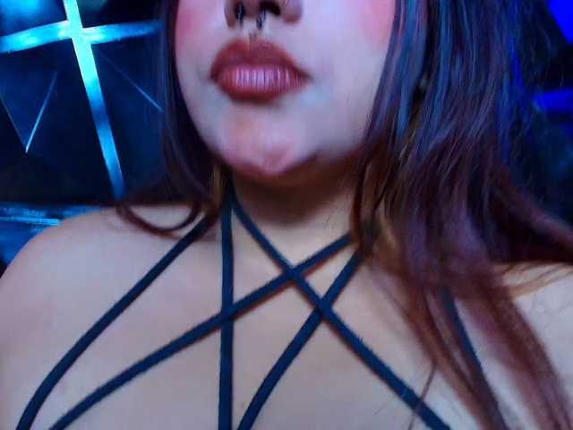 Tammysutra live cam on BongaCams