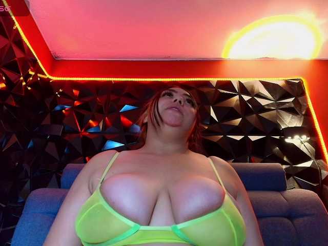 Tammysutra live cam on BongaCams