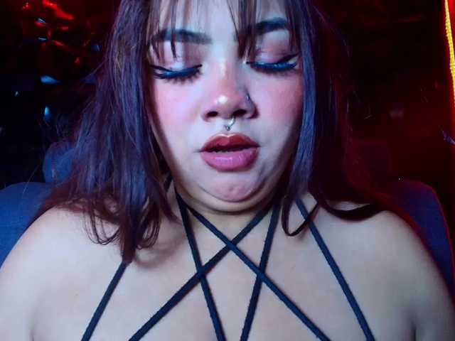 Tammysutra live cam on BongaCams