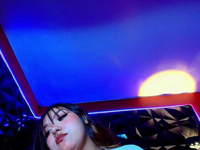 Tammysutra live cam preview