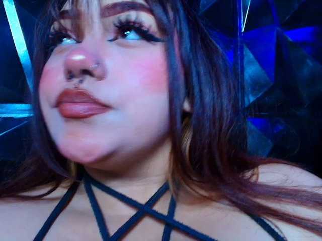 Tammysutra live cam on BongaCams