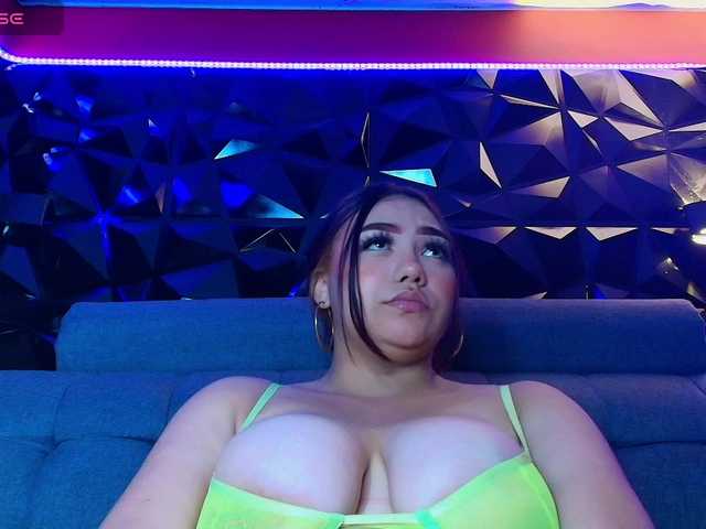 Tammysutra live cam on BongaCams
