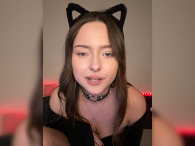 Lisuniyaa live cam on BongaCams