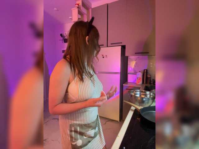 Lisuniyaa live cam on BongaCams