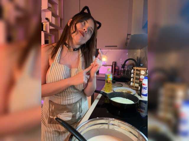Lisuniyaa live cam on BongaCams