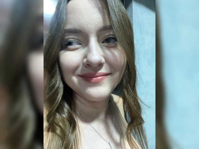 Lisuniyaa live cam on BongaCams