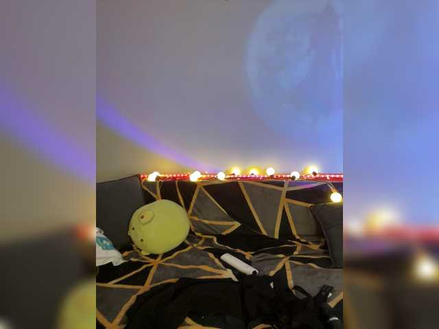 Lisuniyaa live cam on BongaCams