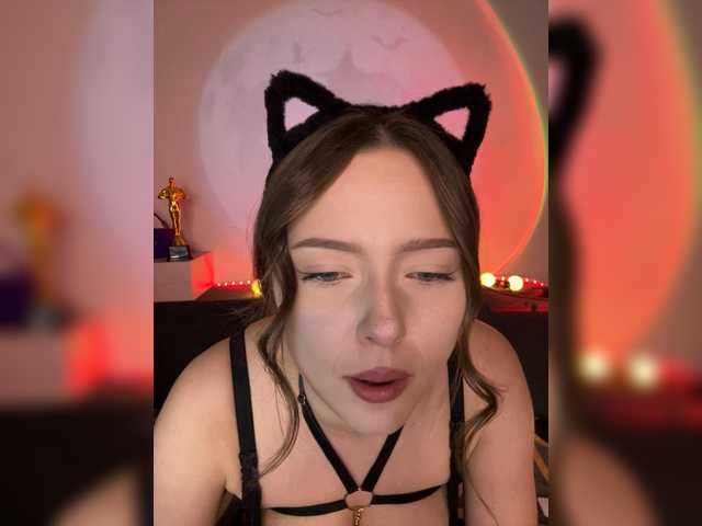 Lisuniyaa live cam on BongaCams