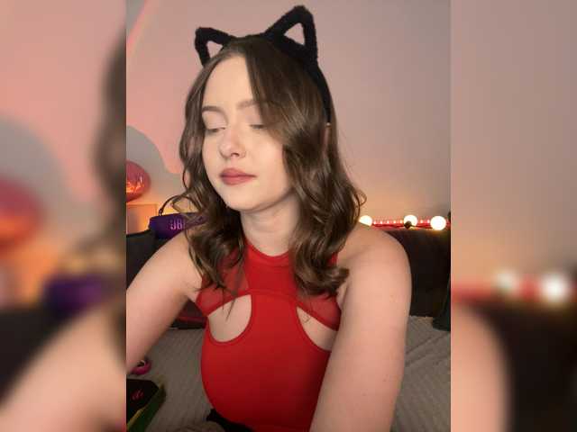 Lisuniyaa live cam on BongaCams