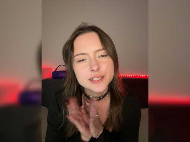 Lisuniyaa live cam on BongaCams