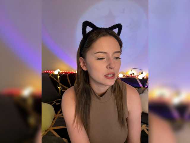 Lisuniyaa live cam on BongaCams