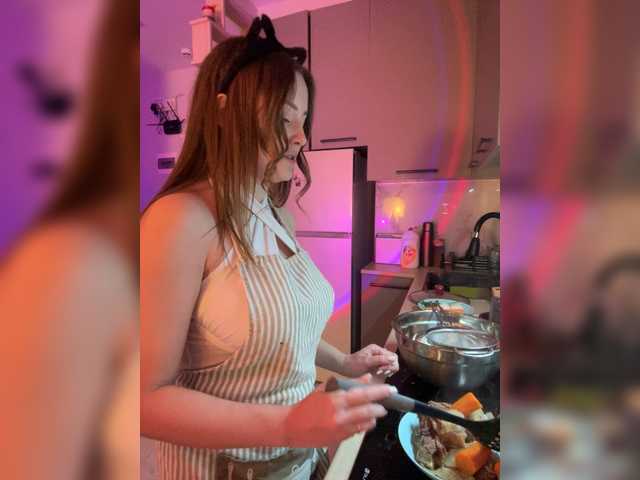 Lisuniyaa live cam on BongaCams