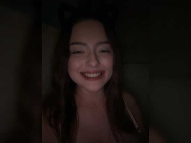 Lisuniyaa live webcam show