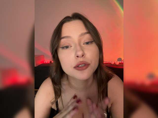 Lisuniyaa live cam on BongaCams