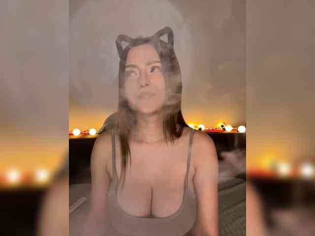Model: Lisuniyaa