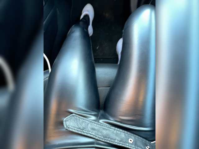 Feet-sweet-little-girl