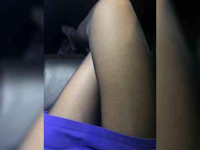 Модель: Feet-sweet-little-girl