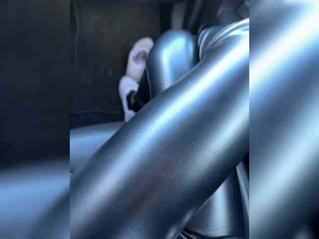 Feet-sweet-little-girl