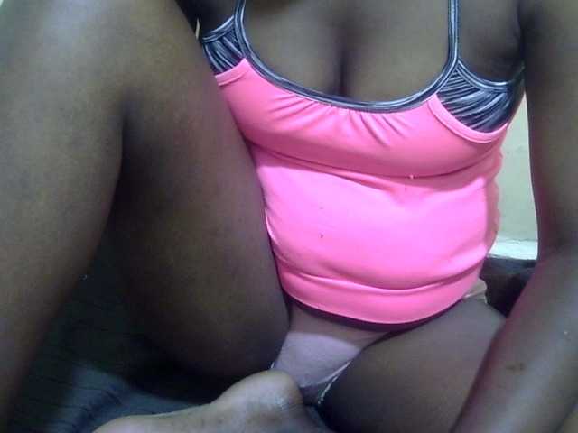 Sweetlove88 live cam on BongaCams