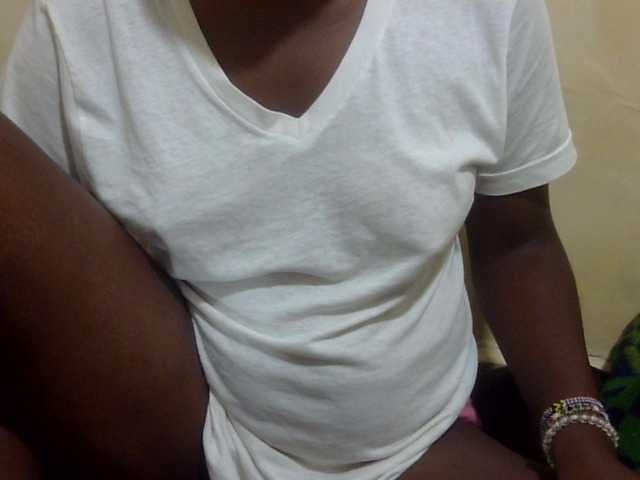 Sweetlove88 live cam on BongaCams
