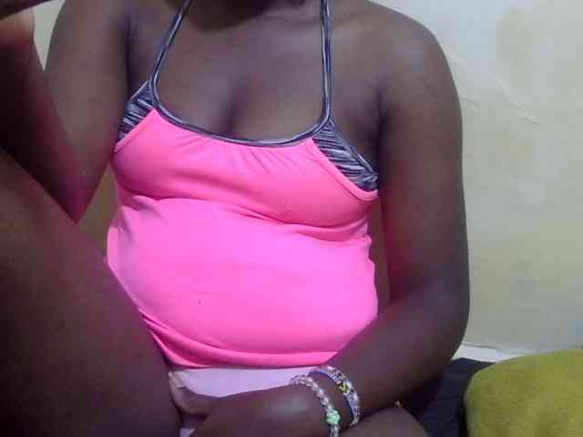 Sweetlove88 webcam