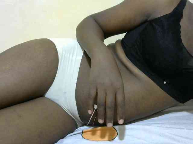 Sweetlove88 webcam