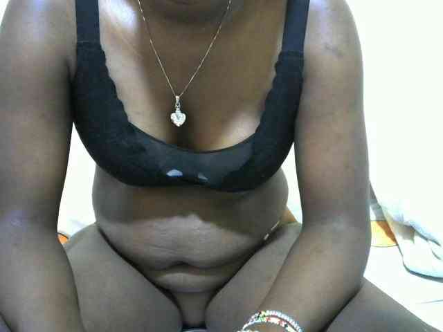 Sweetlove88 webcam