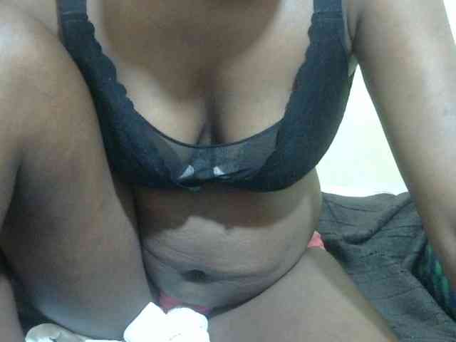 Sweetlove88 webcam