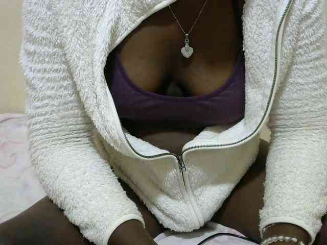 Sweetlove88 webcam