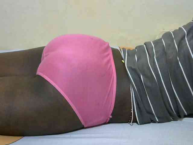 Sweetlove88 webcam