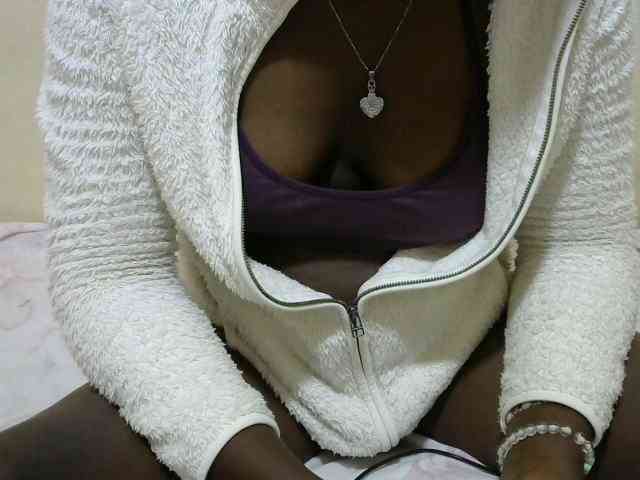 Sweetlove88 webcam