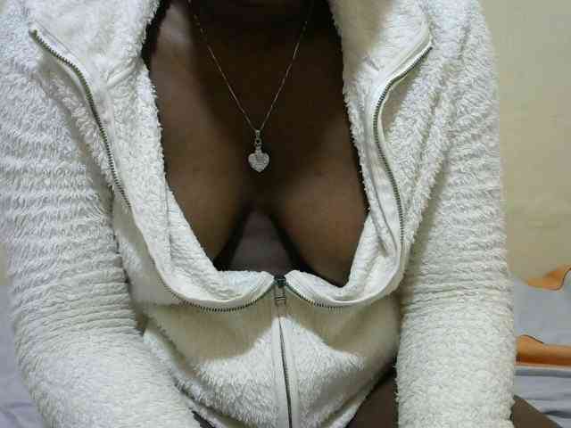 Sweetlove88 webcam