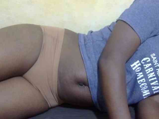 Sweetlove88 webcam