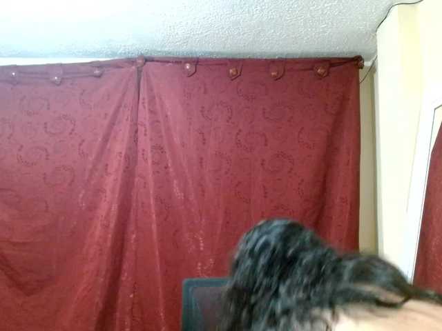 saralo live cam on BongaCams