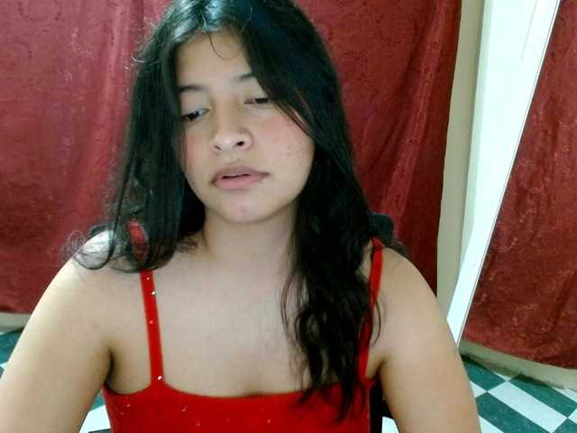 saralo live cam on BongaCams