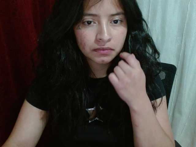 saralo's BongaCams show and profile