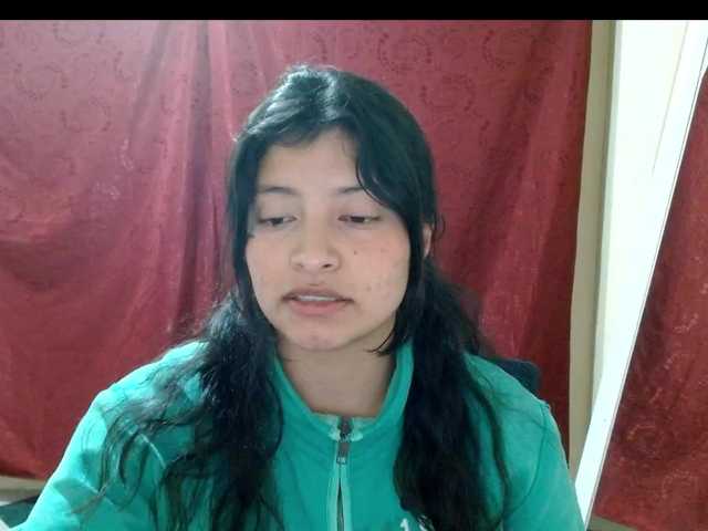saralo live cam on UnifiedCams