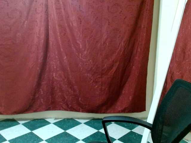 saralo live cam on BongaCams