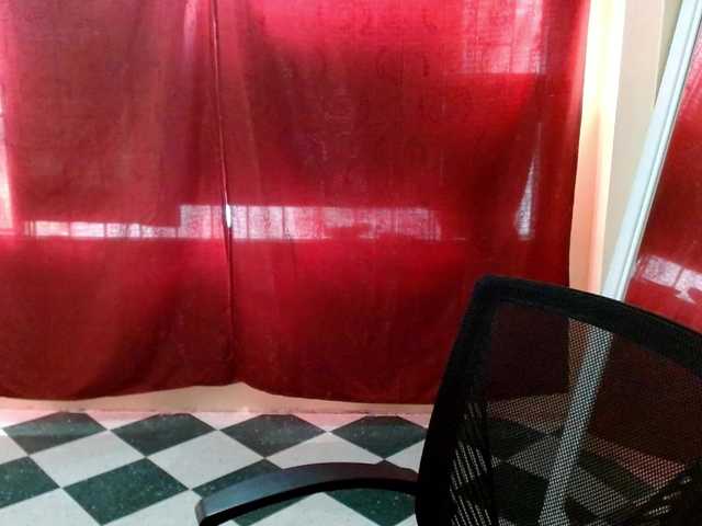 saralo live cam on UnifiedCams