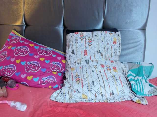Natasha-wishx live cam on BongaCams