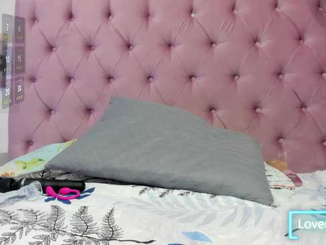 Natasha-wishx live webcam show