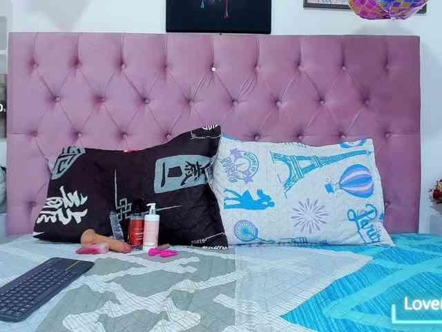 Natasha-wishx webcam