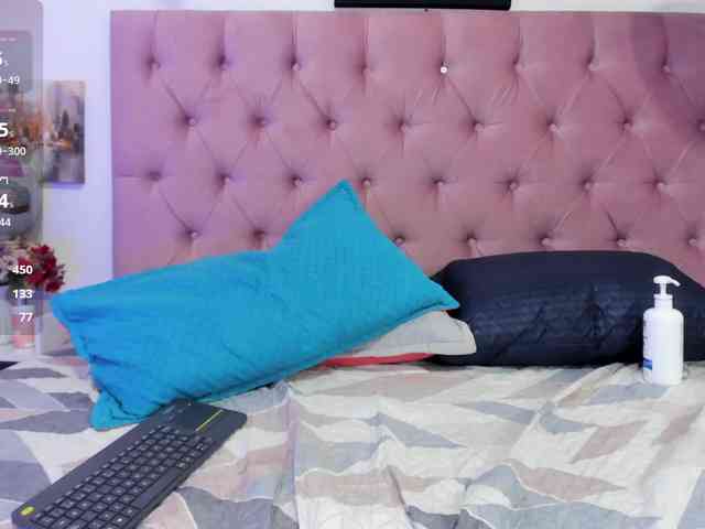 Natasha-wishx webcam