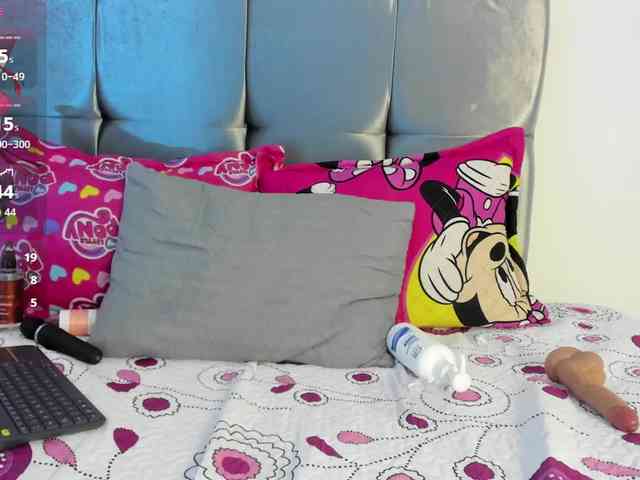 Natasha-wishx webcam